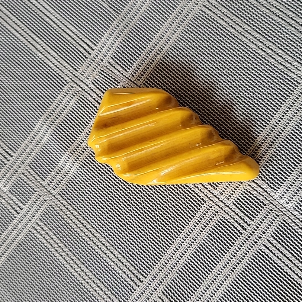 Vintage Bakelite /Celluloid Shoe Boot Clip Buckle